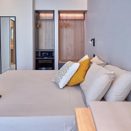 Konukevi White Coast 4*