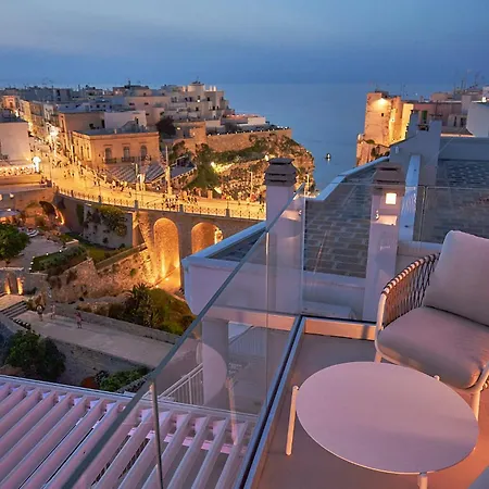 White Coast 4*