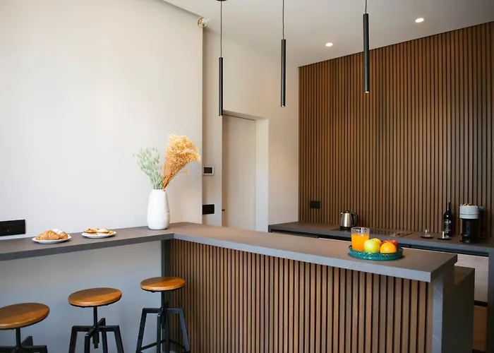 White Coast Gæstehus 4*